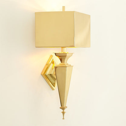 Global Views Diamond Sconce in Brass 9.93706