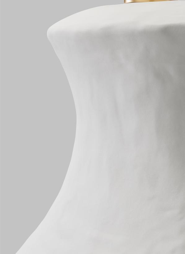 Visual Comfort Studio Hable Bone Table Lamp in Matte White Ceramic HT1021MWC1