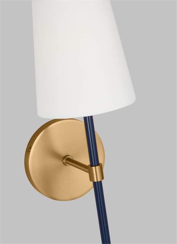 Visual Comfort Studio kate spade new york Monroe Small Single Sconce in Burnished Brass KSW1081BBSNVY